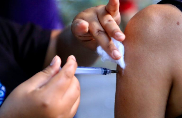 niteroi-realiza-dia-d-de-multivacinacao-neste-sabado-(22)