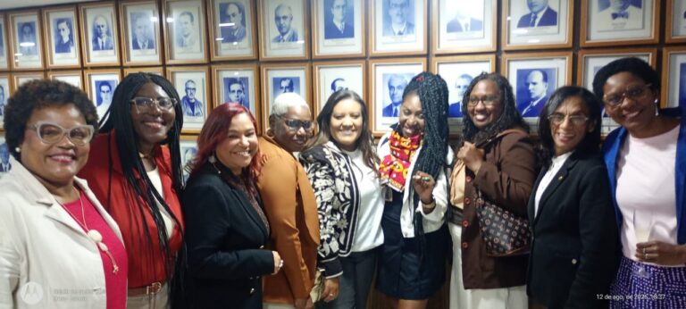 Prêmio Àgbàrà Obinrin 2026 celebra força, ancestralidade e protagonismo de mulheres negras premio-agbara-obinrin-2026-celebra-a-forca,-a-ancestralidade-e-o-protagonismo-das-mulheres-negras