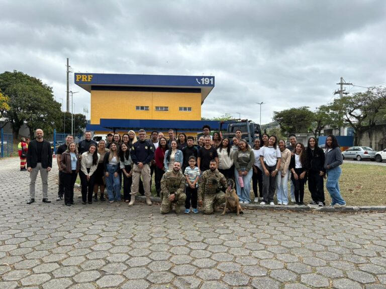 Projeto Pega a Visão unem Prefeitura e PRF pelo futuro dos jovens prefeitura-de-niteroi-e-policia-rodoviaria-federal-se-unem-pelo-futuro-dos-jovens-em-mais-uma-edicao-do-projeto-pega-a-visao
