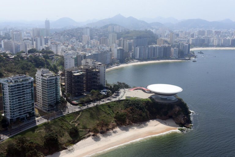 Niterói amplia cooperação internacional em direitos culturais durante encontro da Mercocidades niteroi-amplia-cooperacao-internacional-em-direitos-culturais-durante-encontro-da-mercocidades-na-argentina