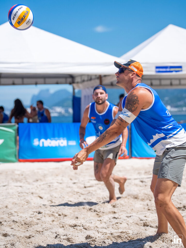 Circuito Carioca de Vôlei de Praia transforma Icaraí em arena de novos talentos circuito-carioca-de-volei-de-praia-abre-programacao-esportiva-que-transforma-praia-de-icarai-em-arena-de-integracao-e-novos-talentos