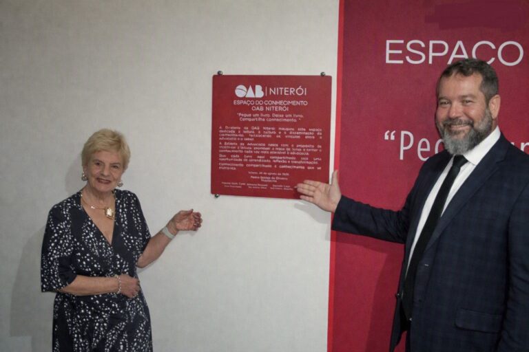 OAB Niterói inaugura ponto de troca de livros